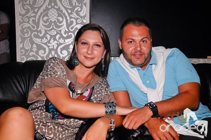 Chef de milioane în Club Life, 