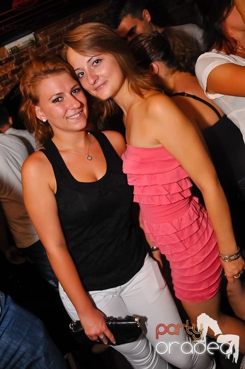 Chef de pomină în Club Escape,