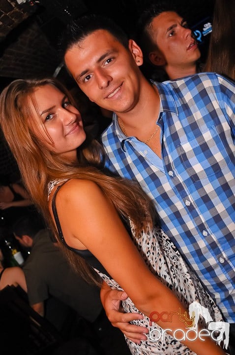 Chef de pomină în Club Escape,
