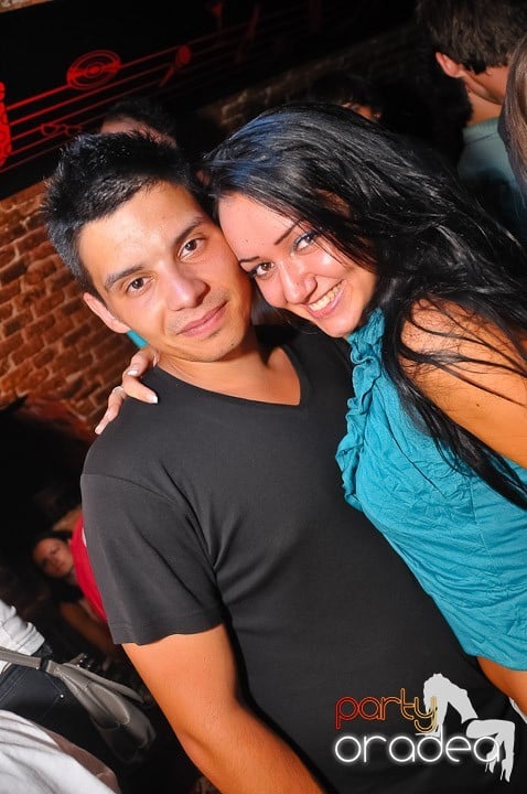 Chef de pomină în Club Escape,