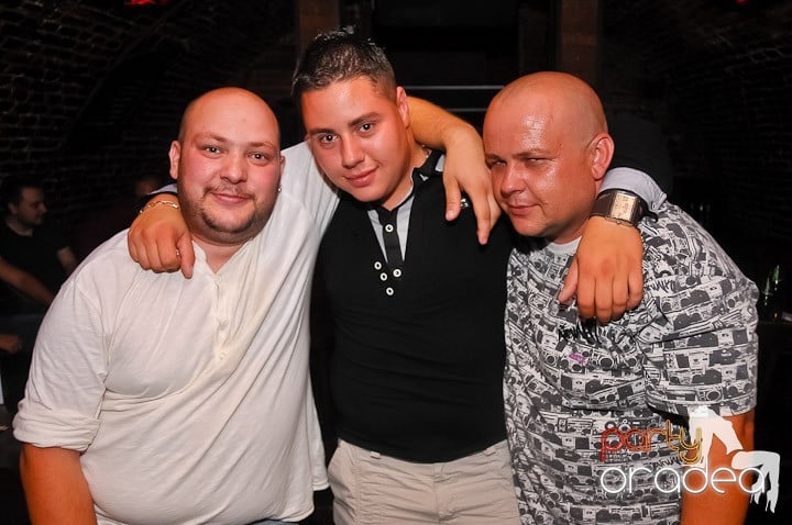 Chef de pomină în Club Escape,