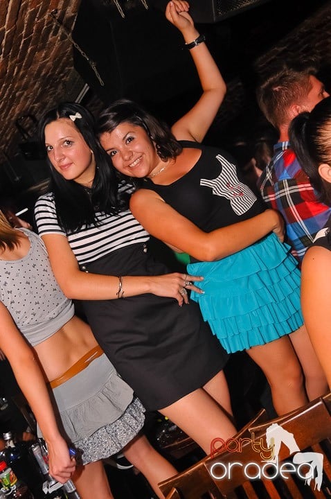 Chef de pomină în Club Escape,