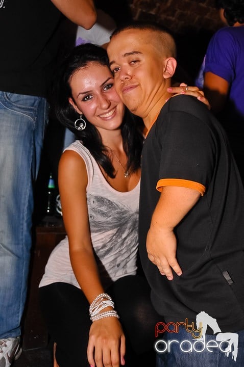 Chef de pomină în Club Escape,