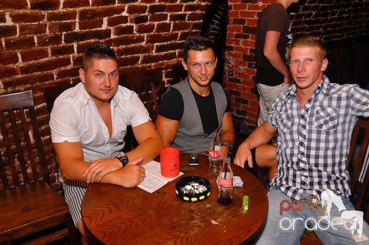 Chef în Club Escape, 