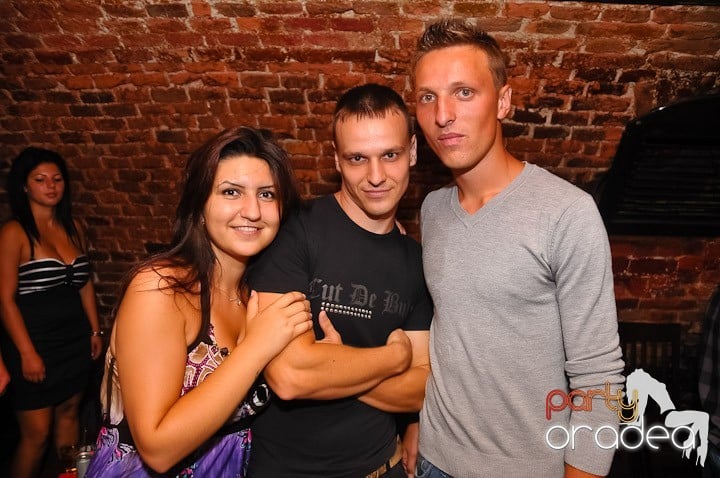 Chef în Club Escape, 