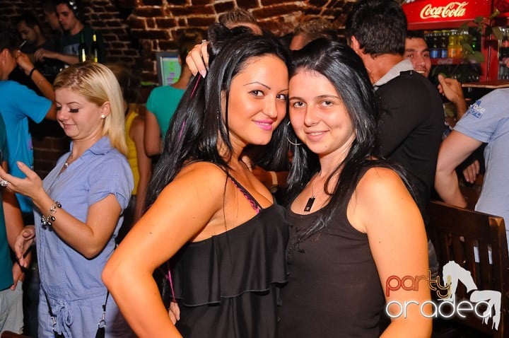 Chef în Club Escape, 