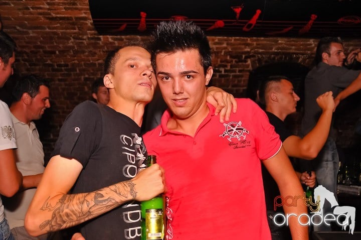 Chef în Club Escape, 