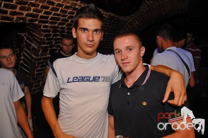 Chef în Club Escape, 