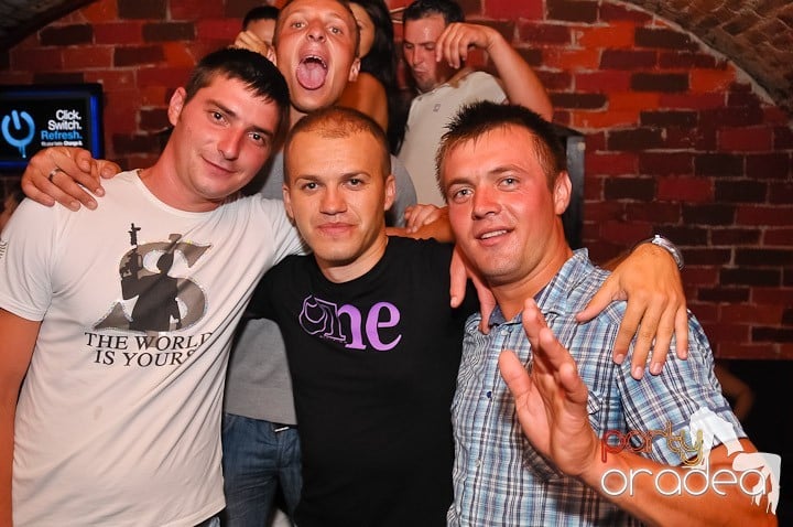 Chef în Club Escape, 