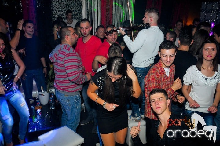 Chef la maxim în Club Life, 