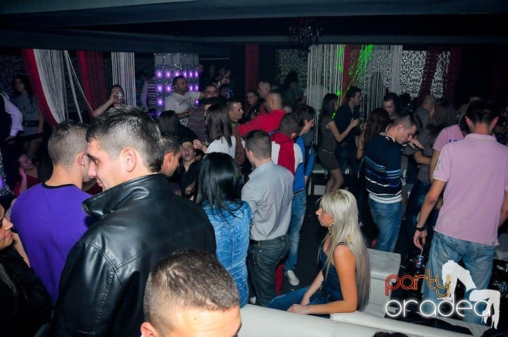 Chef la maxim în Club Life, 