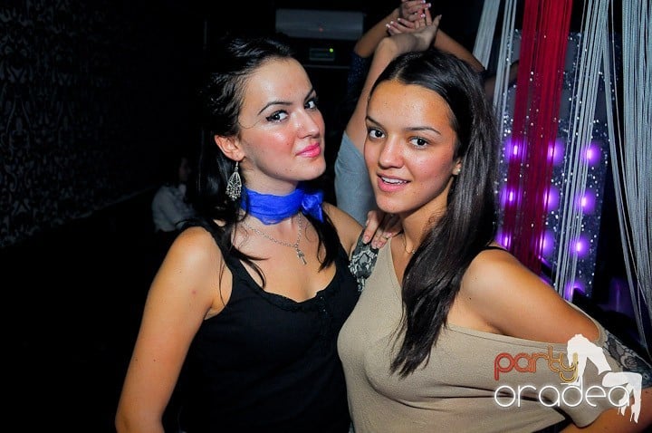 Chef la maxim în Club Life, 