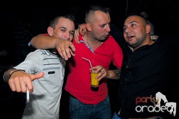 Chef la maxim în Club Life, 