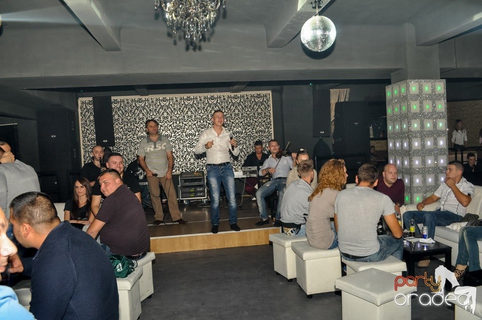 Chef la maxim în Club Life, 