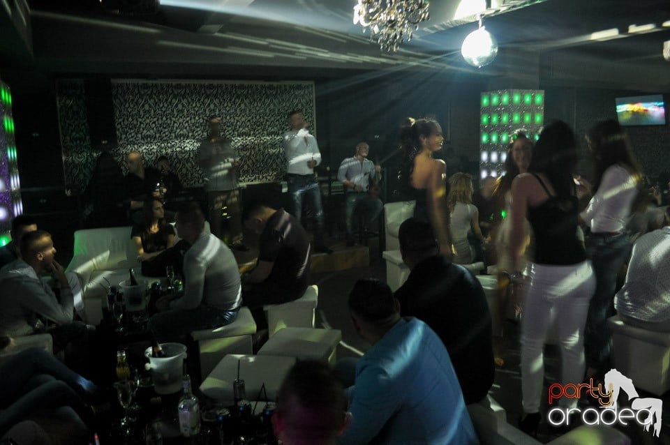 Chef la maxim în Club Life, 