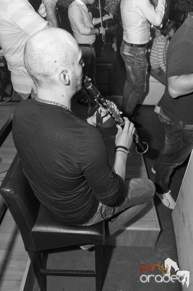 Chef la maxim în Club Life, 