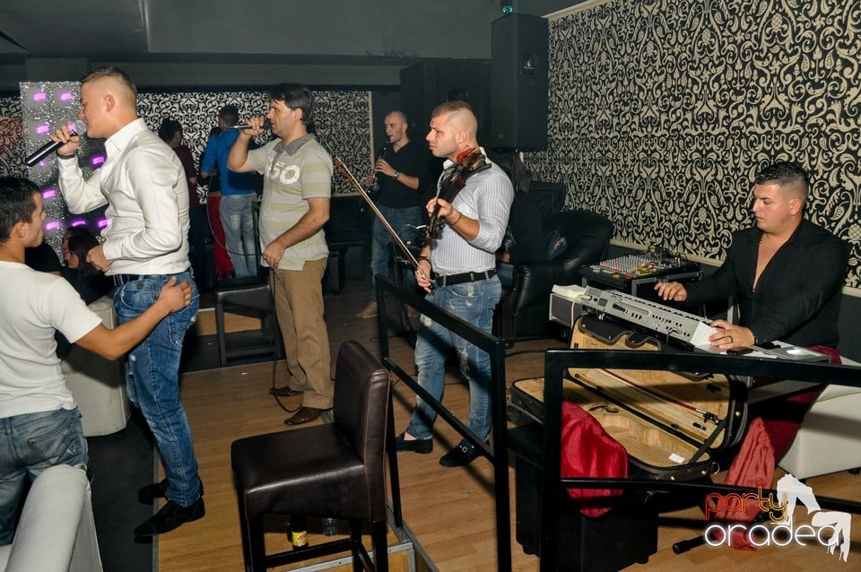 Chef la maxim în Club Life, 