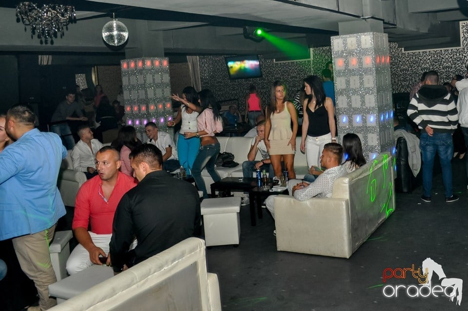 Chef la maxim în Club Life, 