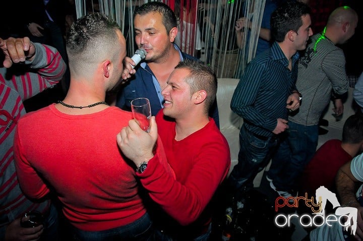 Chef la maxim în Club Life, 