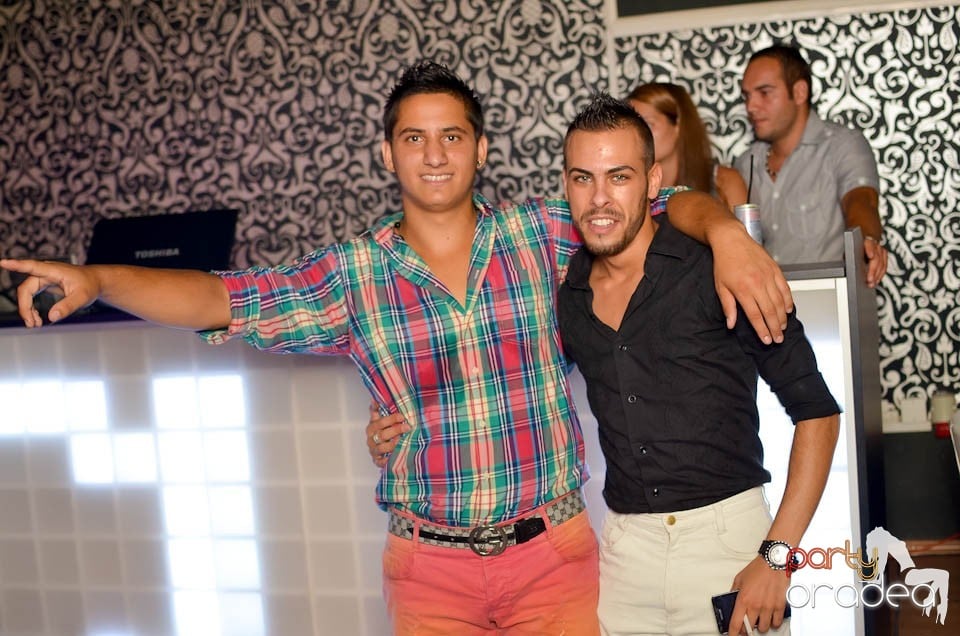 Chef şi veselie în Club Life, 