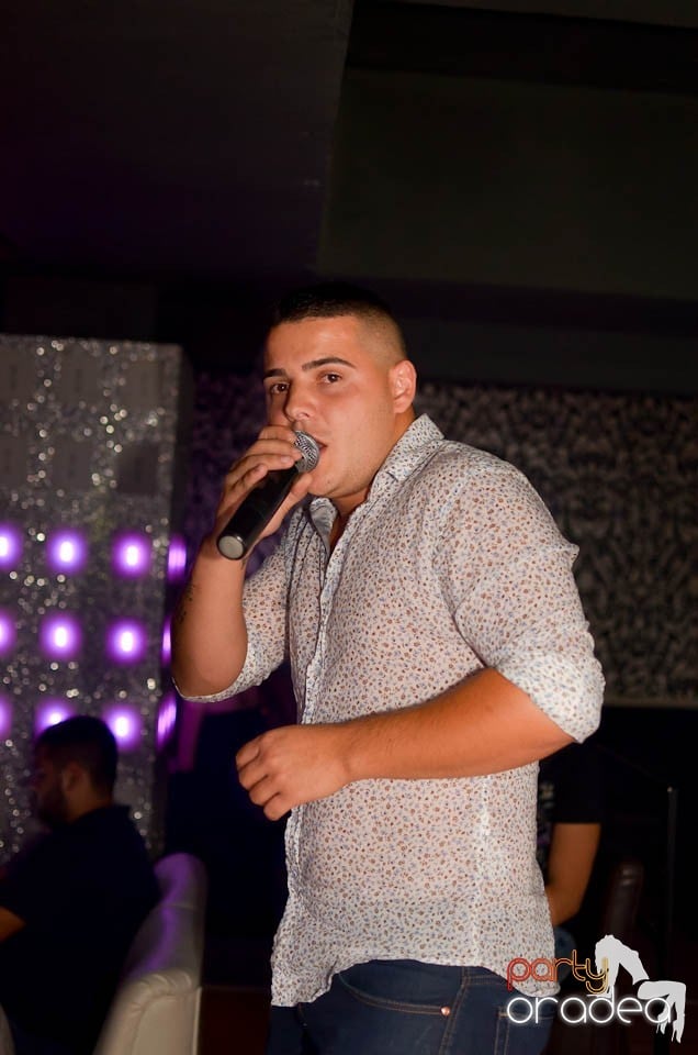 Chef şi veselie în Club Life, 