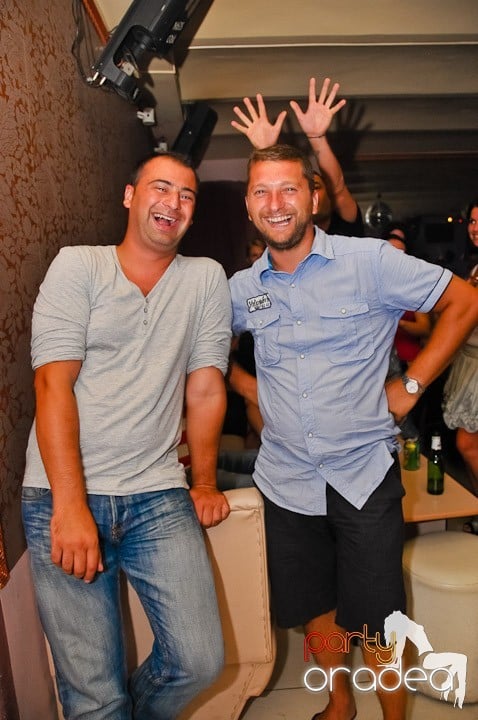 Chef şi veselie în Club Rio, 