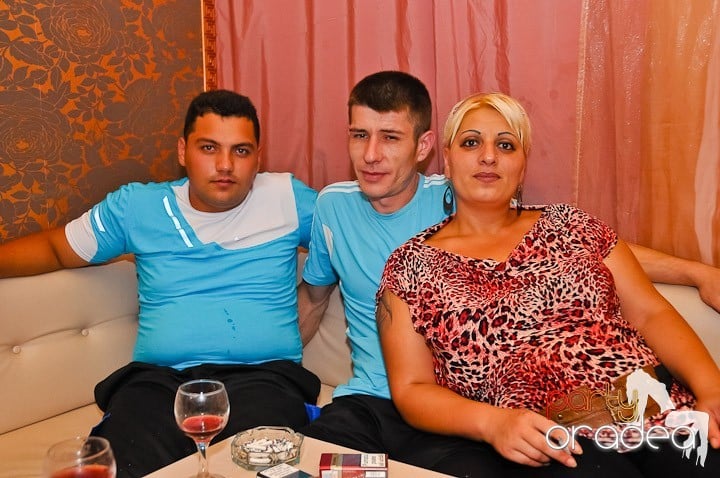 Chef şi veselie în Club Rio, 