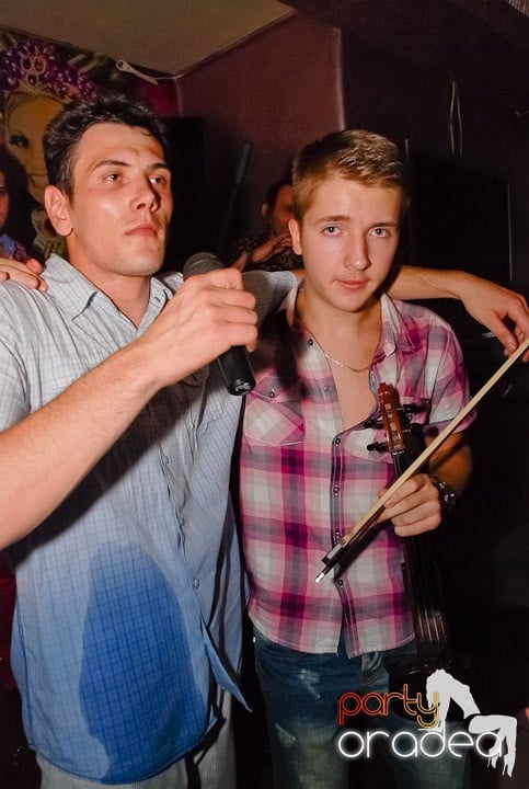 Chef şi veselie în Club Rio, 