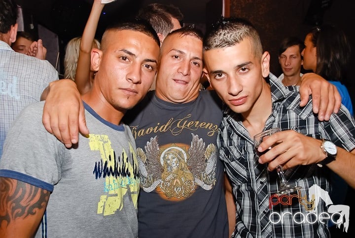 Chef şi veselie în Club Rio, 