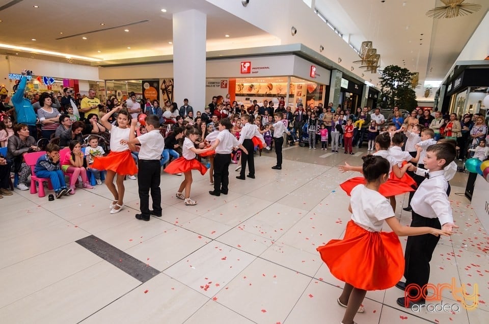 Children's Weekend, Lotus Center