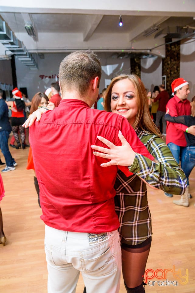 Christmas Dance Party, Feeling Dance