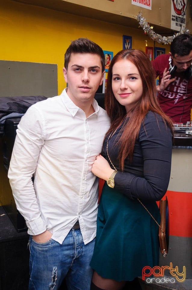 Christmas Party la Yellow, 