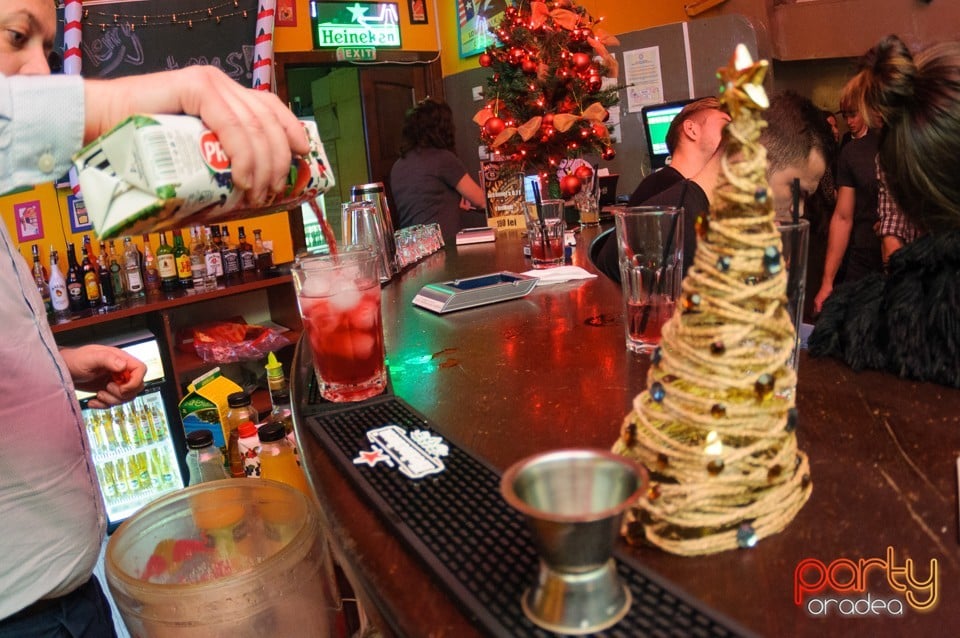 Christmas Party la Yellow, 