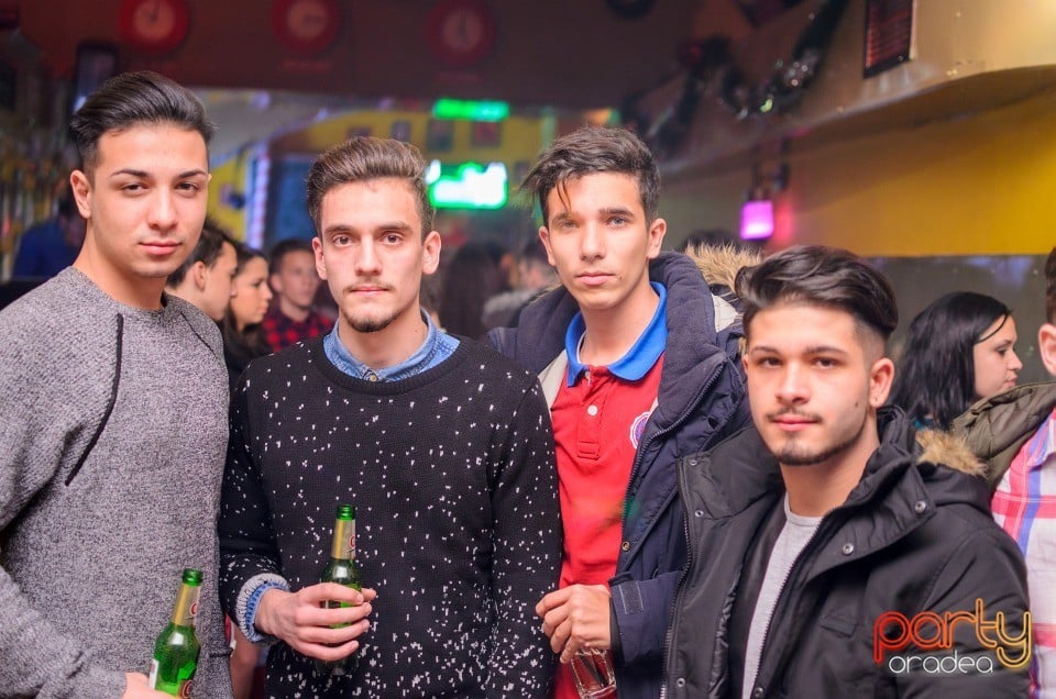 Christmas Party la Yellow, 