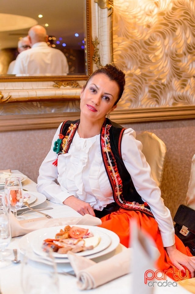 Cină Românească în Hotel Internaţional, Hotel Internaţional