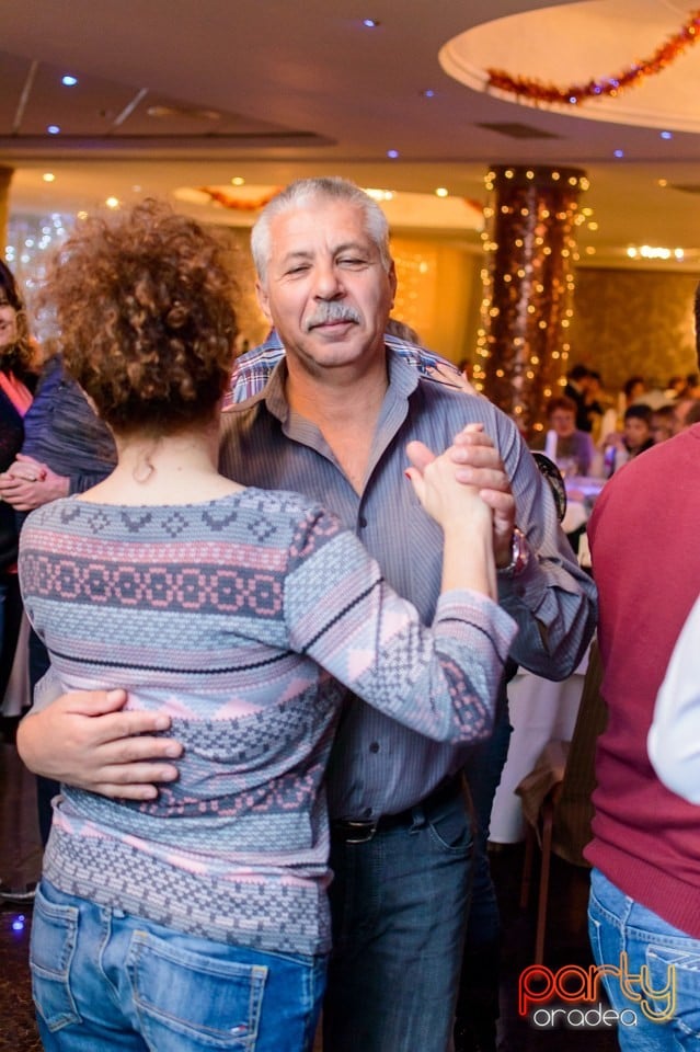 Cină Românească în Hotel Internaţional, Hotel Internaţional