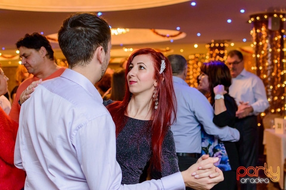 Cină Românească în Hotel Internaţional, Hotel Internaţional
