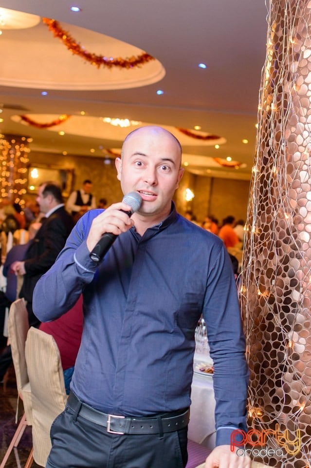Cină Românească în Hotel Internaţional, Hotel Internaţional