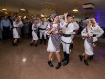 Cină Românească în Hotel Poieniţa