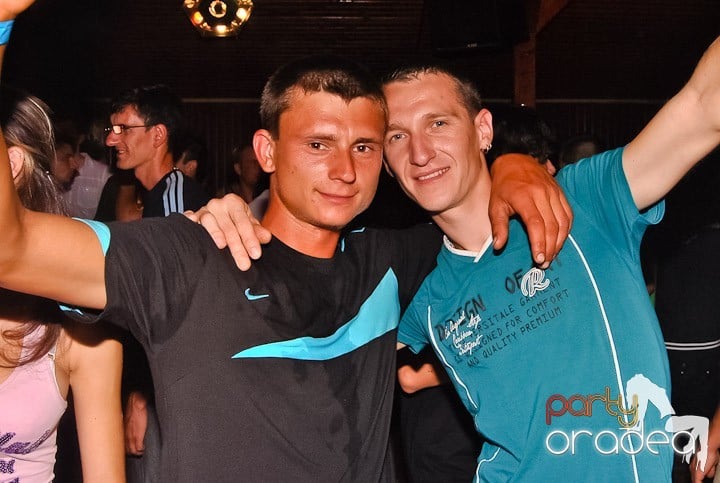 Club & House Night în Disco Faház, 