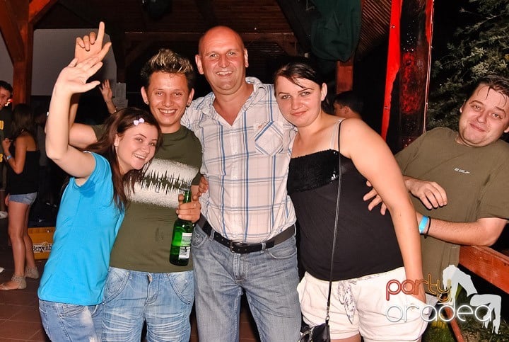 Club & House Night în Disco Faház, 