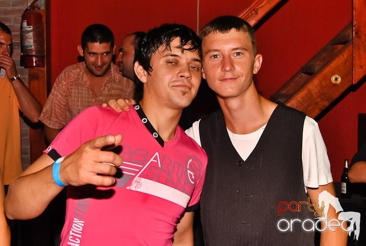 Club & House Night în Disco Faház, 