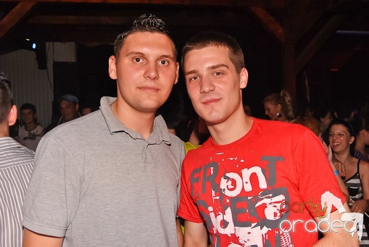 Club & House Night în Disco Faház, 