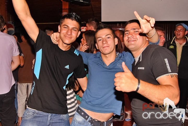 Club & House Night în Disco Faház, 