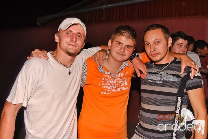 Club & House Night în Disco Faház, 