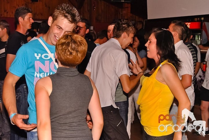 Club & House Night în Disco Faház, 