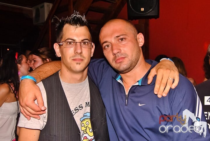 Club & House Night în Disco Faház, 