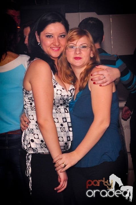 Club Atti's pe ringul de dans, 