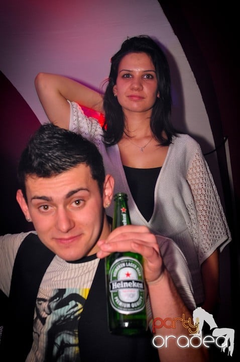 Club Atti's pe ringul de dans, 