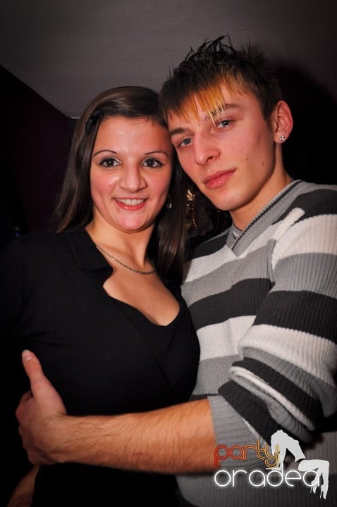 Club Atti's pe ringul de dans, 